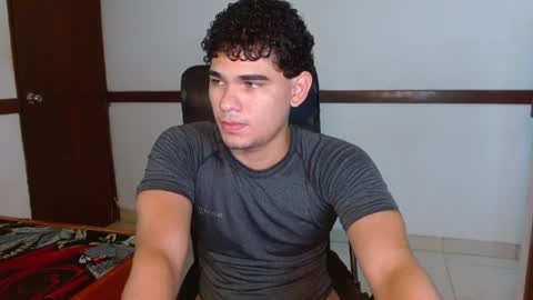 antonio felipe online show from August 6, 7:39 am