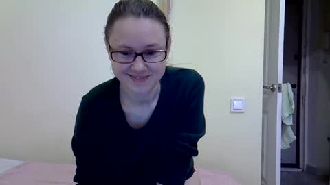 Zyuhre online show from February 2, 6:04 am